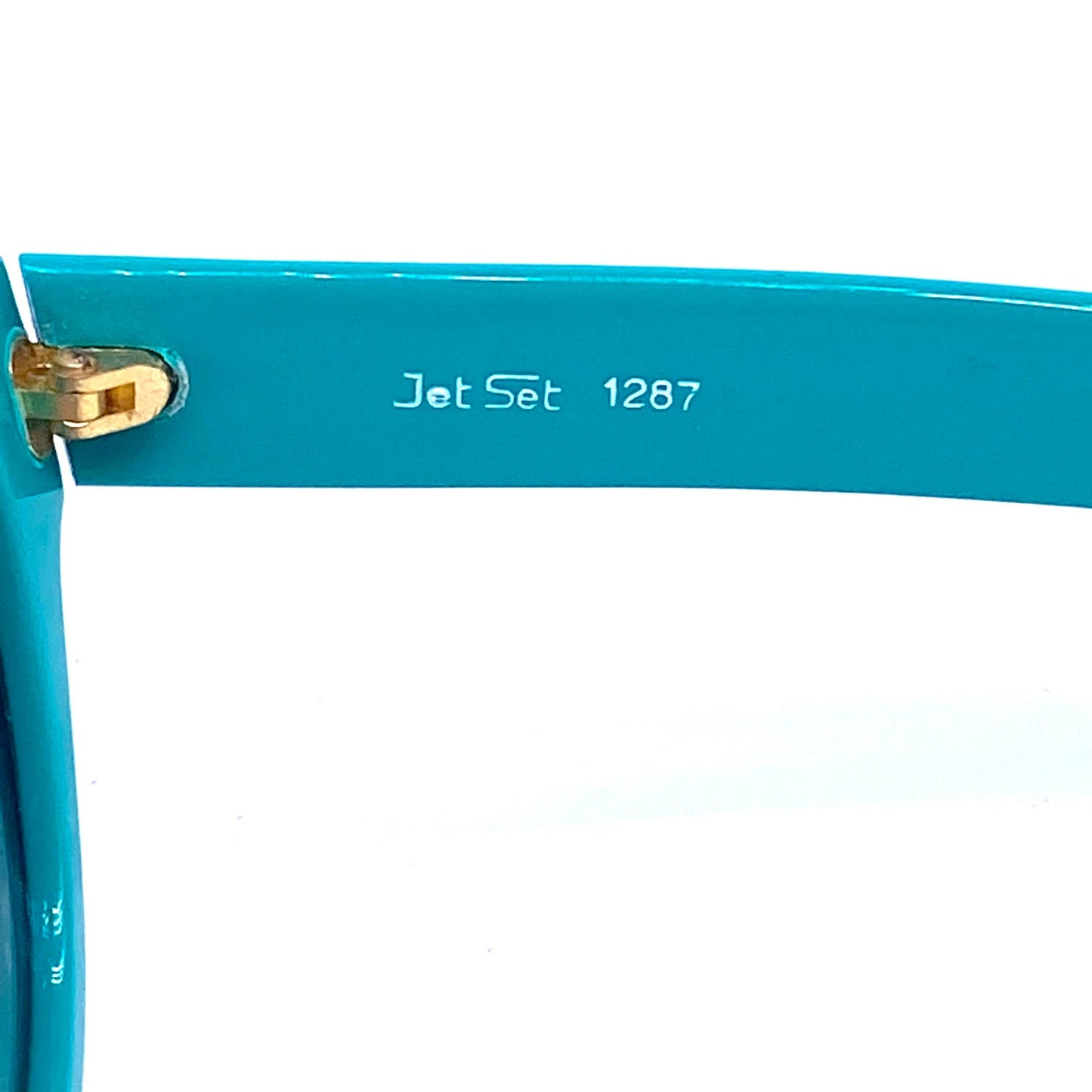 JetSet Thick Cateye sunglasses in pure 90s style , coming in pink or Green abstract texture, NOS and mint