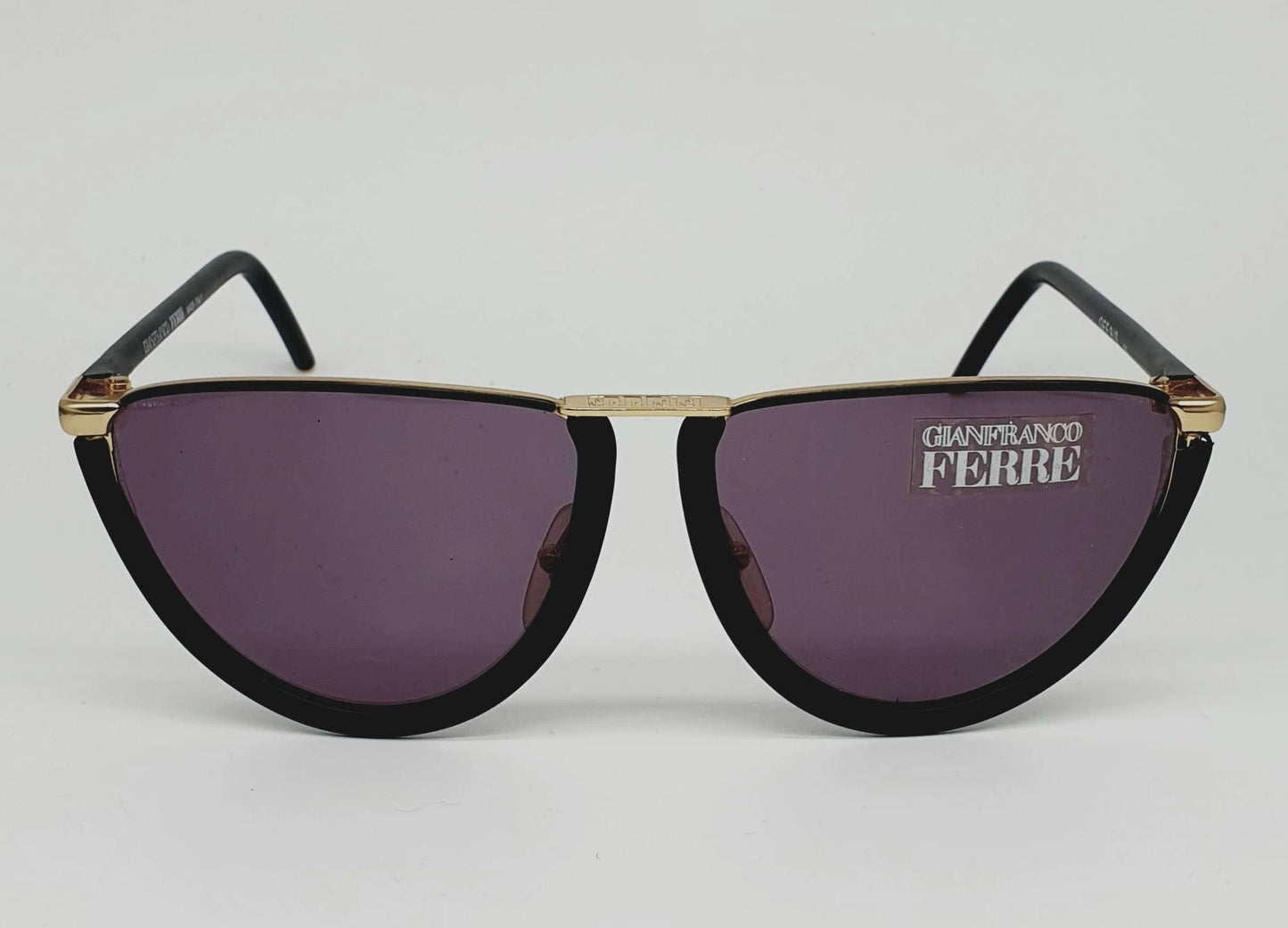 Gianfranco Ferrè GFF 9/S  Gold and  Black matt vintage drop cat eye sunglasses NOS 1990s.
