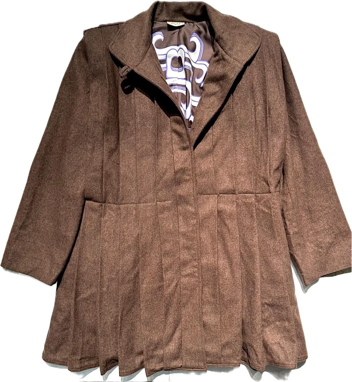 Complice early Dolce Gabbana fully pleated wool coat w pure silk lining, Mint!