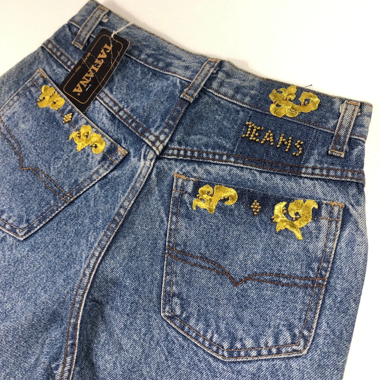 Baroque jeans w/ gold embroidered pockets on the front and back, very unique piece, classic straight cut, 90s NoS Italy