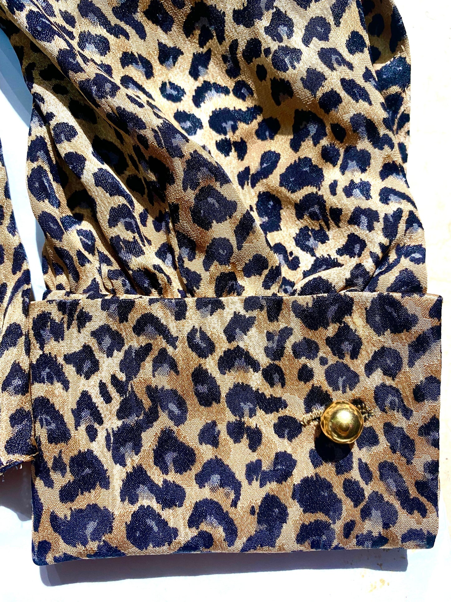 Renata F. Finest Tailor made silk blouse w cufflinks, 80s Italy, mint condition