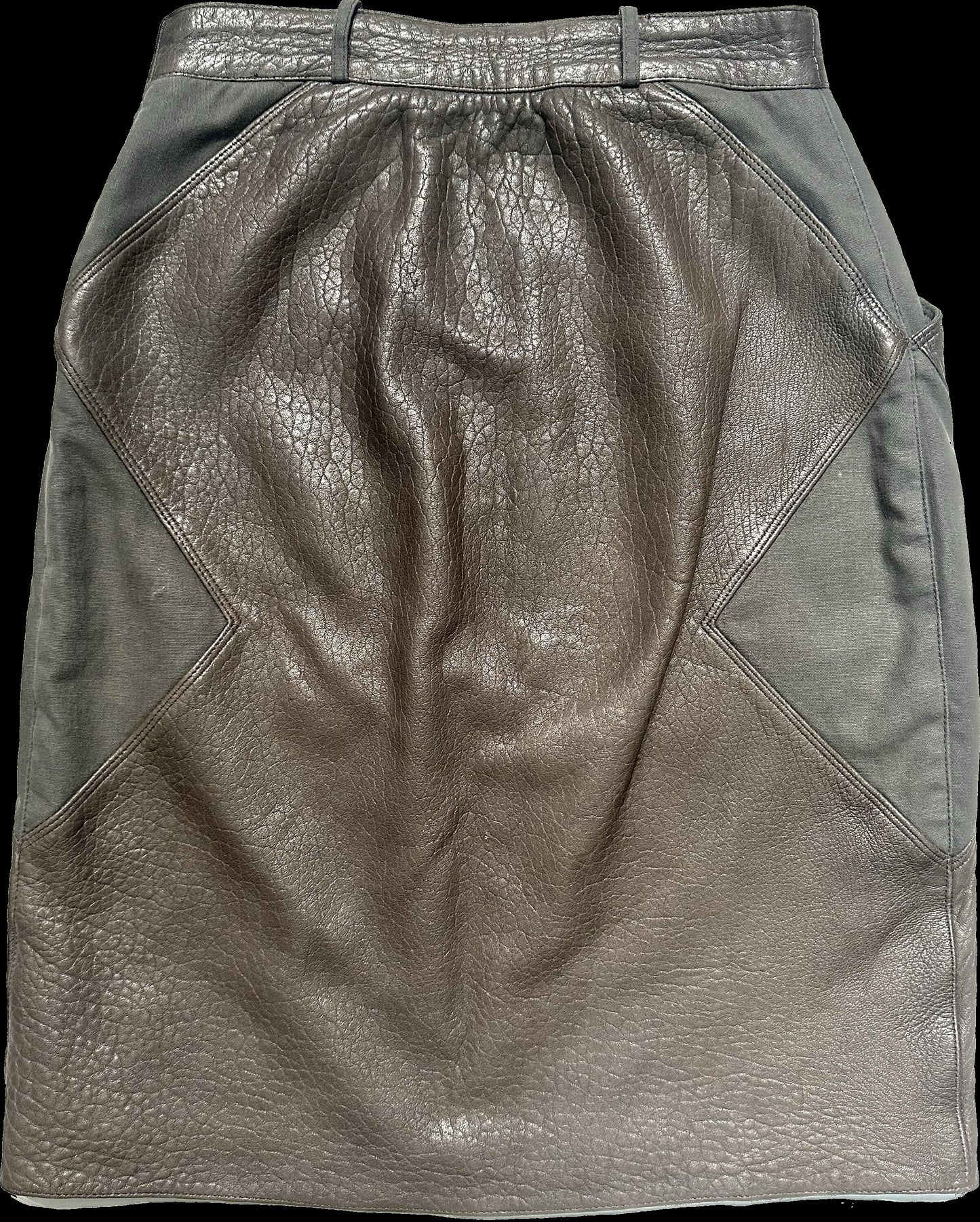 Country dark grey leather / canvas skirt w a cool geometrical pattern, sz 10 UK in mint condition