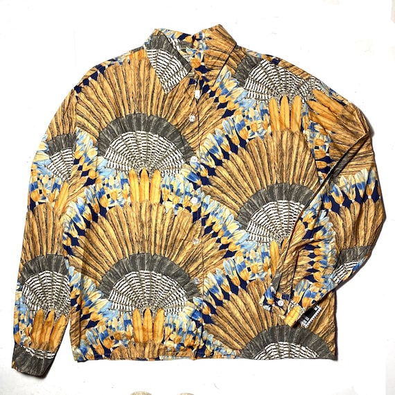 Incredible feathers’crown / natives inspired print button-up shirt