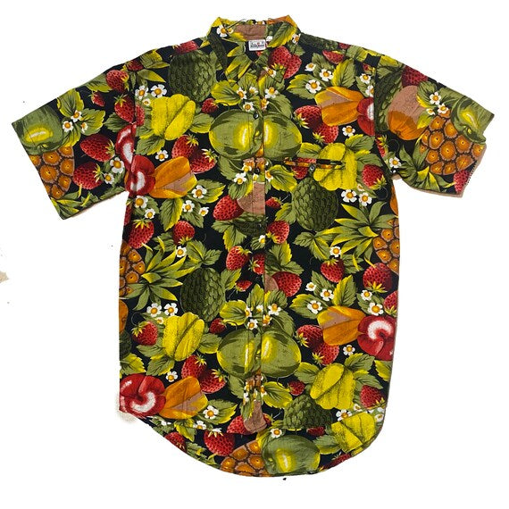 Tutti-frutti cool aloha shirt by Alibrandi, w/ stawberries & cherimoyas allover, mint sz M