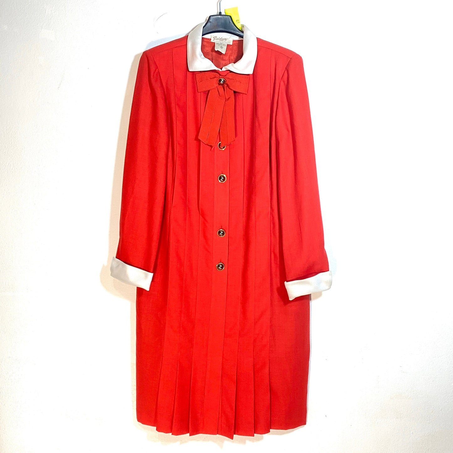 Guidotti luxury sportswear 1970s red shirt dress, school dress, wonderful light and fresh cotton, NOS