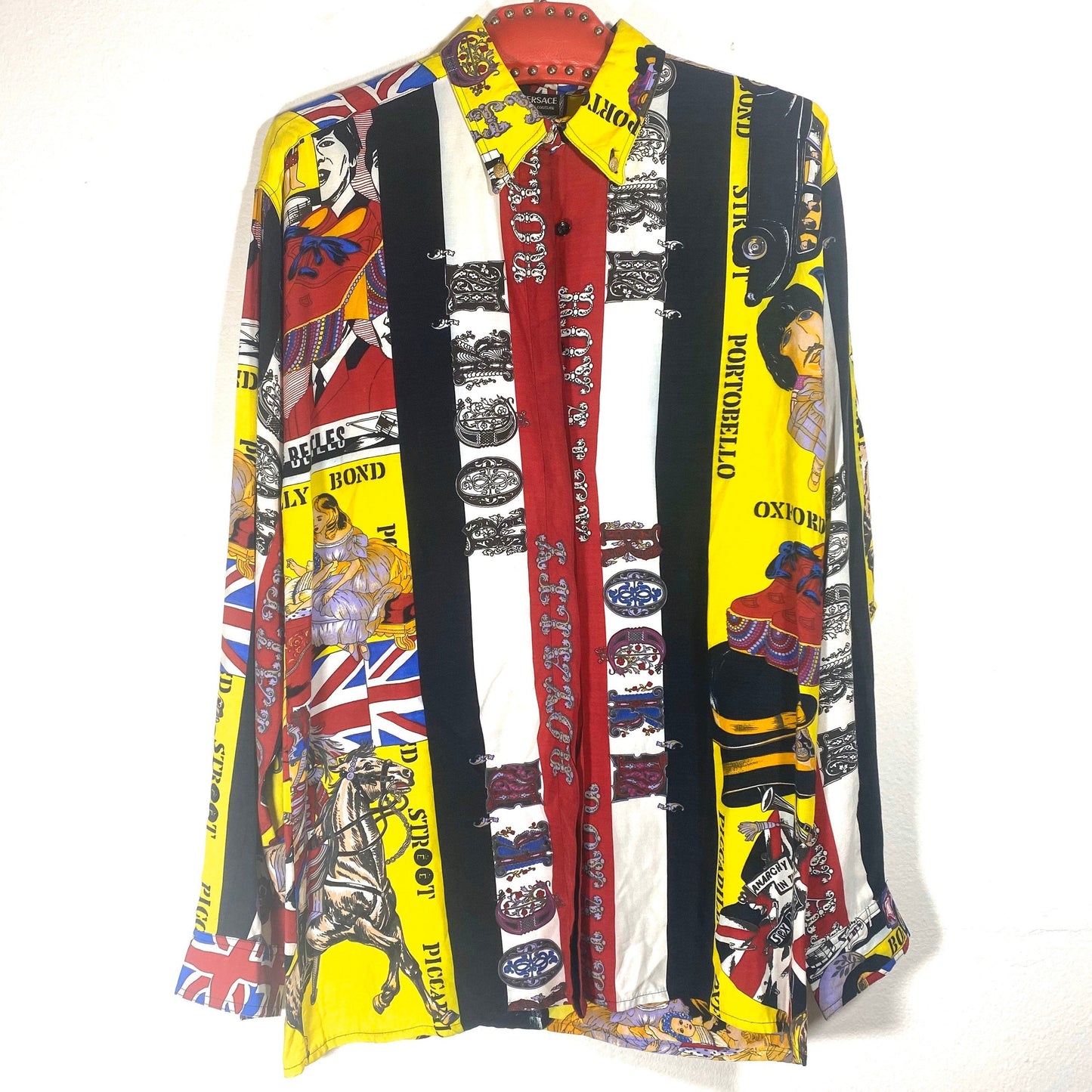 Versace Jeans Couture 90s iconic Beatles London rock royalty colorful print, great cond. sz M