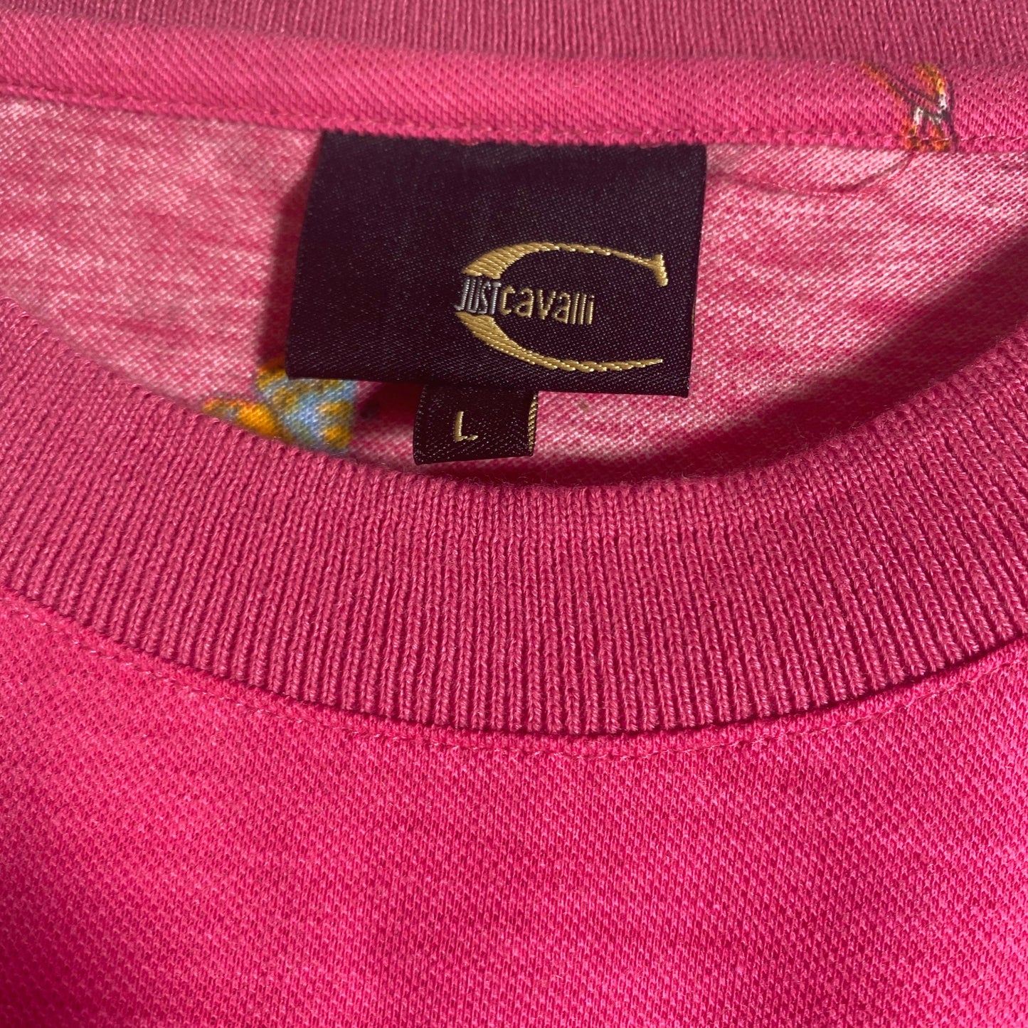 Just Cavalli baroque magenta chains & butterflies crew neck polo shirt size L, in mint condition.