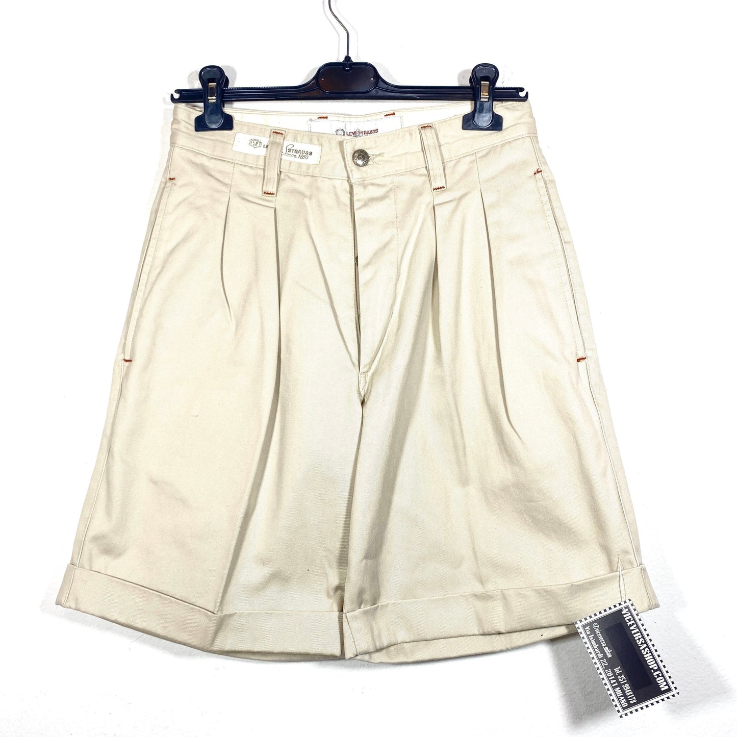 Levi’s the Original casual chinos vintage cotton shorts, new with tags sz 29 2 colorways