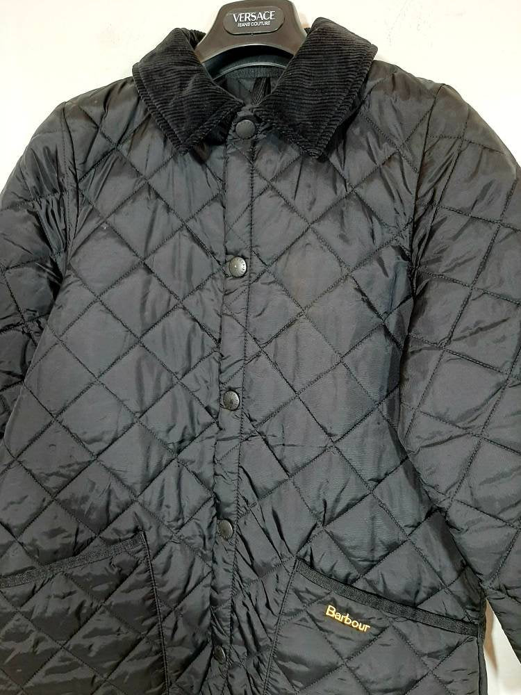 Quilted padded black jacket by Barbour