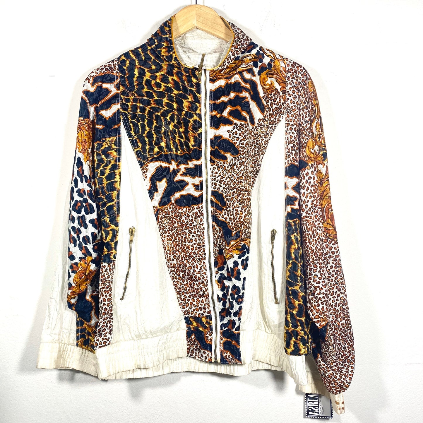 Hippest baroque animalier cheetah print windbreaker jacket, 1980s in great condition.