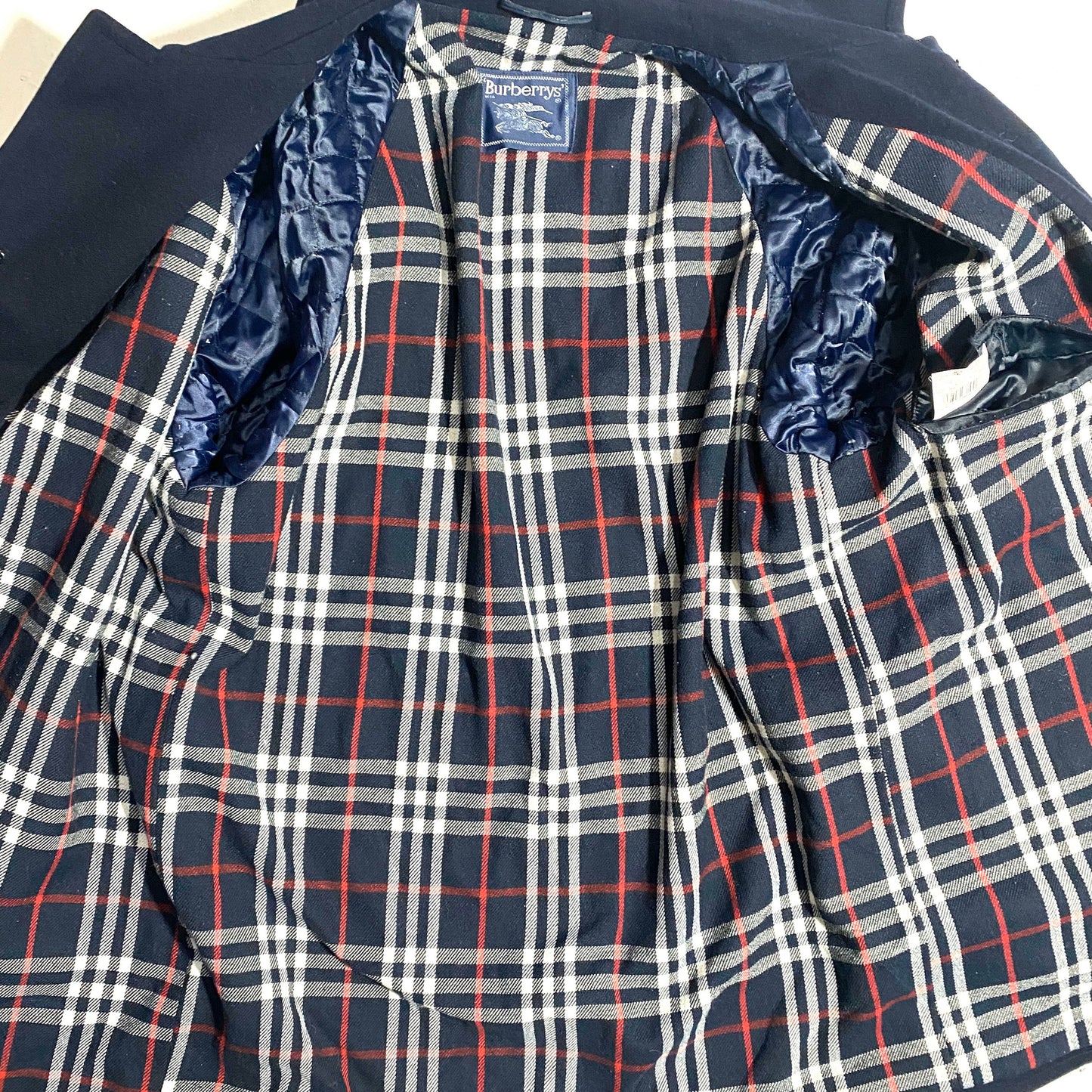 Burberry’s navy blue classic men’s pure new wool coat, 90s in mint condition