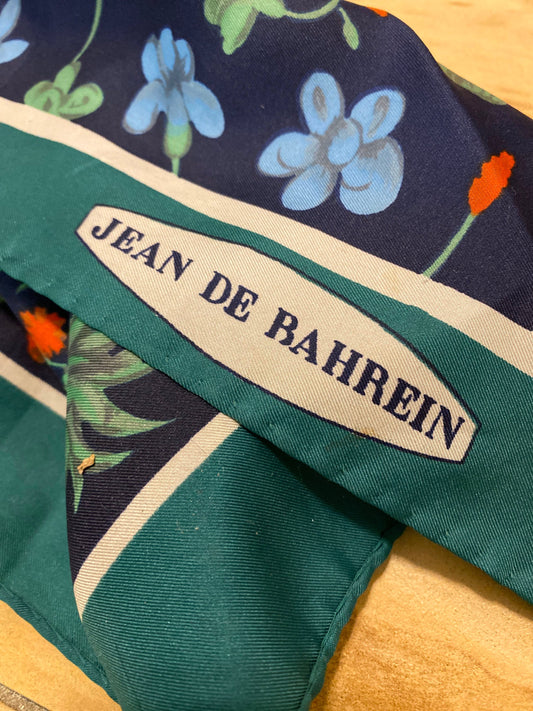 Jean de Bahrein hand stitches pure silk baroque royalty emblem /floral allover scarf, 80d minty