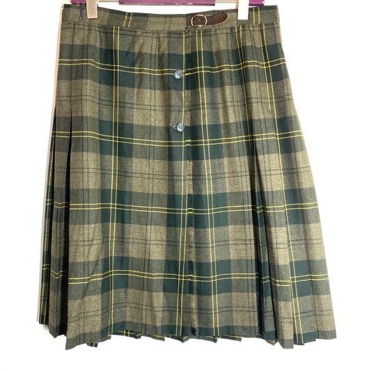 Green tartan kilt with leather straps made in Italy, pure new wool, mint condition size 14, XL men