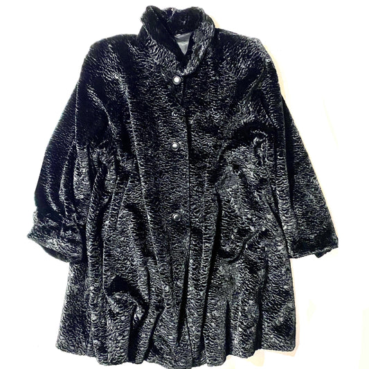Black faux astrakan fur coat made in Italy in the 80s, elegant soft and warm, mint condition