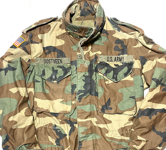 M65 Alpha Industries woodland camo military cotton canvas coat made in USA, 1981 issued piece with patches, S regular