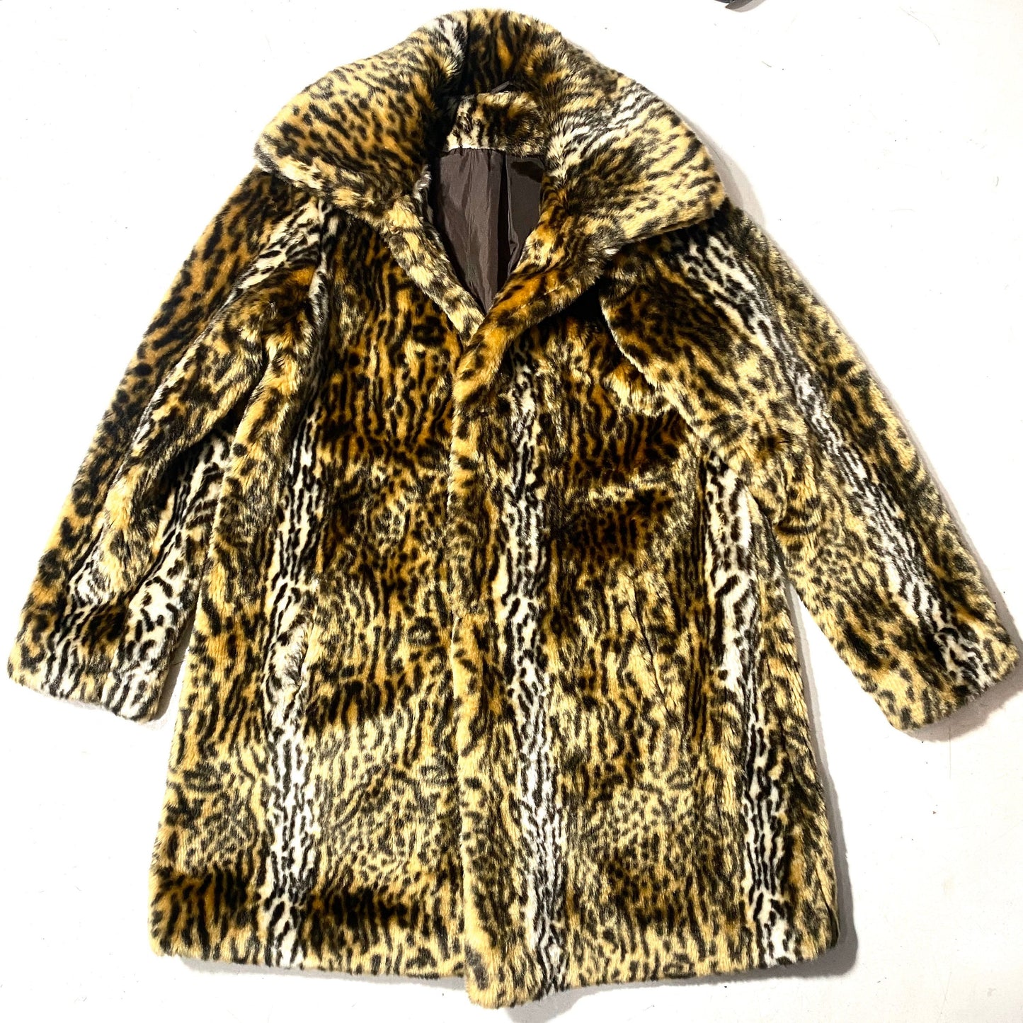 Animalier / cheetah soft & warm vegan faux fur made in Germany in the 90s, great condition