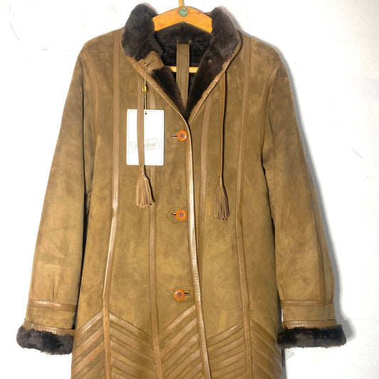 Luis Granada NWT brown suede shearling ladies coat, beautifully detailed with leather trimmings and fringed strap, Mint