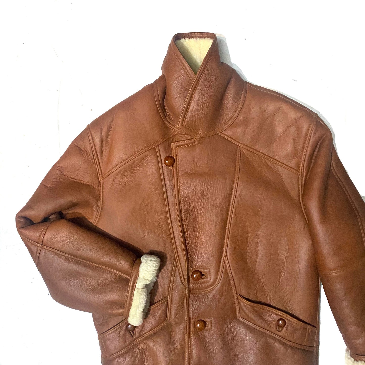 Brown real shearling coat, finest quality made in Italy in the 80s, sz 46 ( fits up to a 48/50)