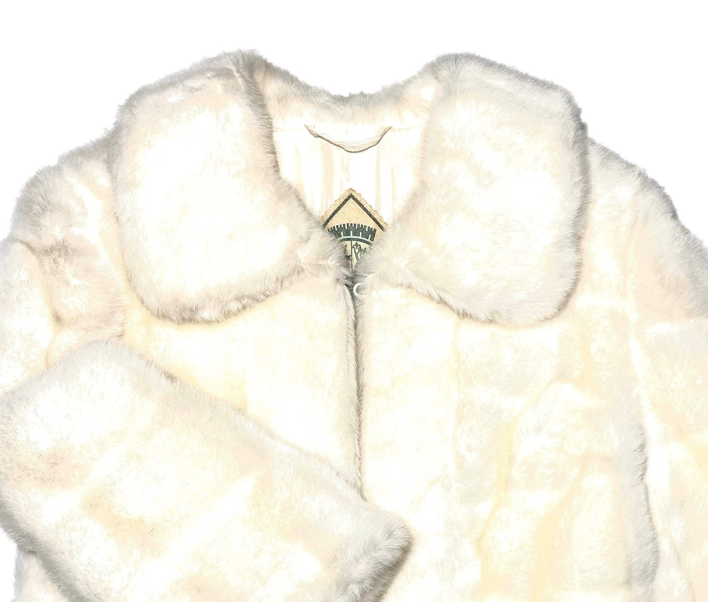 FunFurs 70s short faux white ladies fur, soft and warm mid length hair with sexy crop top cut, mint