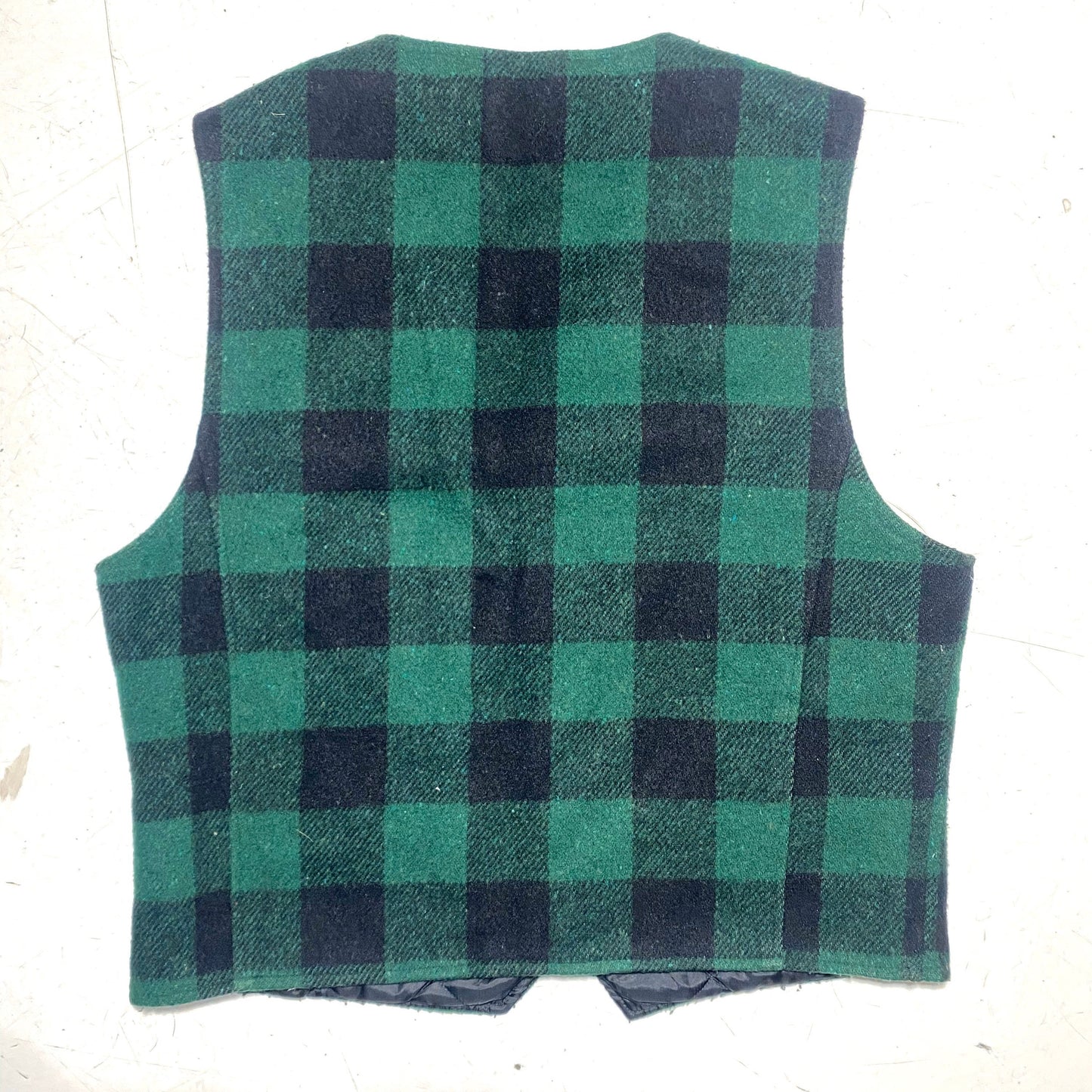 Levi’s western style green / black checkered wool vest with leather buttons in Great condition