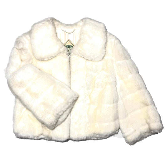 FunFurs 70s short faux white ladies fur, soft and warm mid length hair with sexy crop top cut, mint