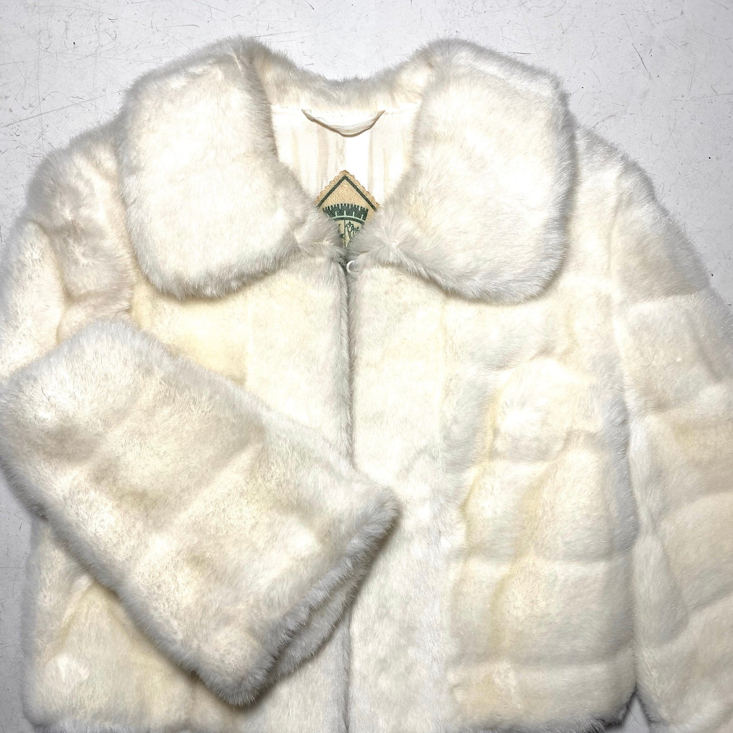 FunFurs 70s short faux white ladies fur, soft and warm mid length hair with sexy crop top cut, mint