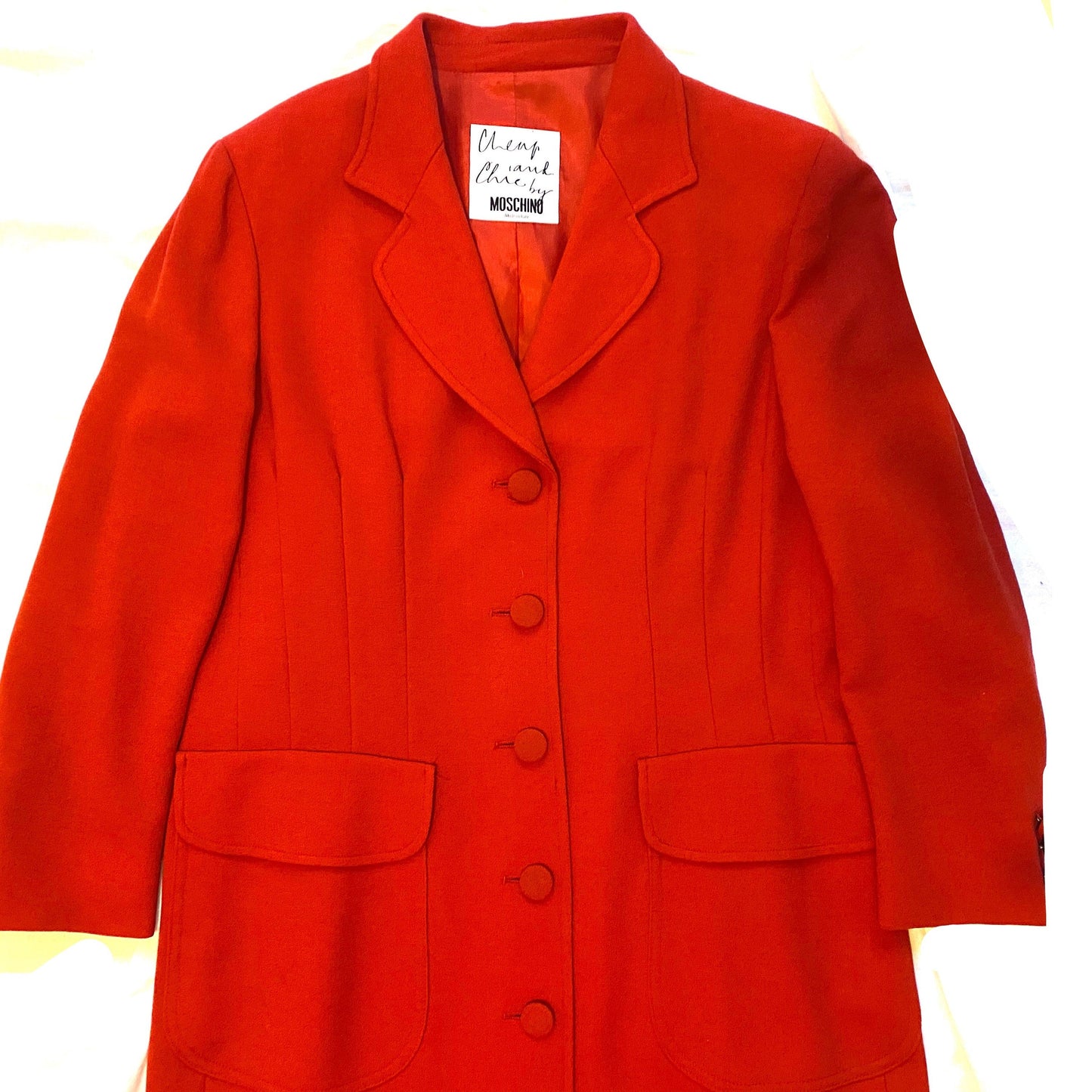 Moschino red light wool coat with satin lining, perfect for mid seasons, mint condition