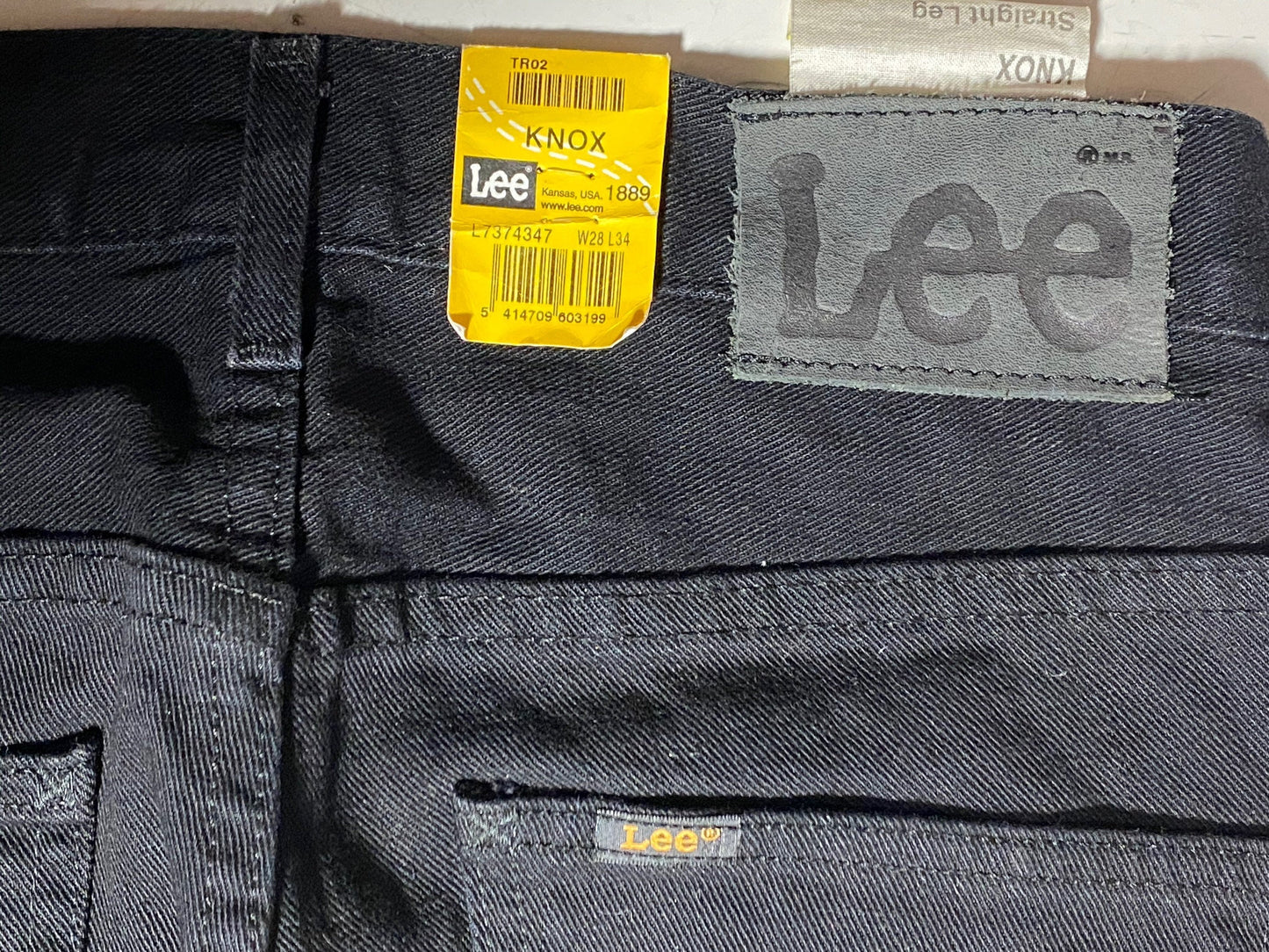 Lee Knox black ladies straight cut button fly jeans, new old stock 90s sz 28/34