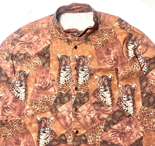 Animalier / Cheetah allover brown cotton shirt with mandarin neck, unique piece hand tailored, 80s Italy.