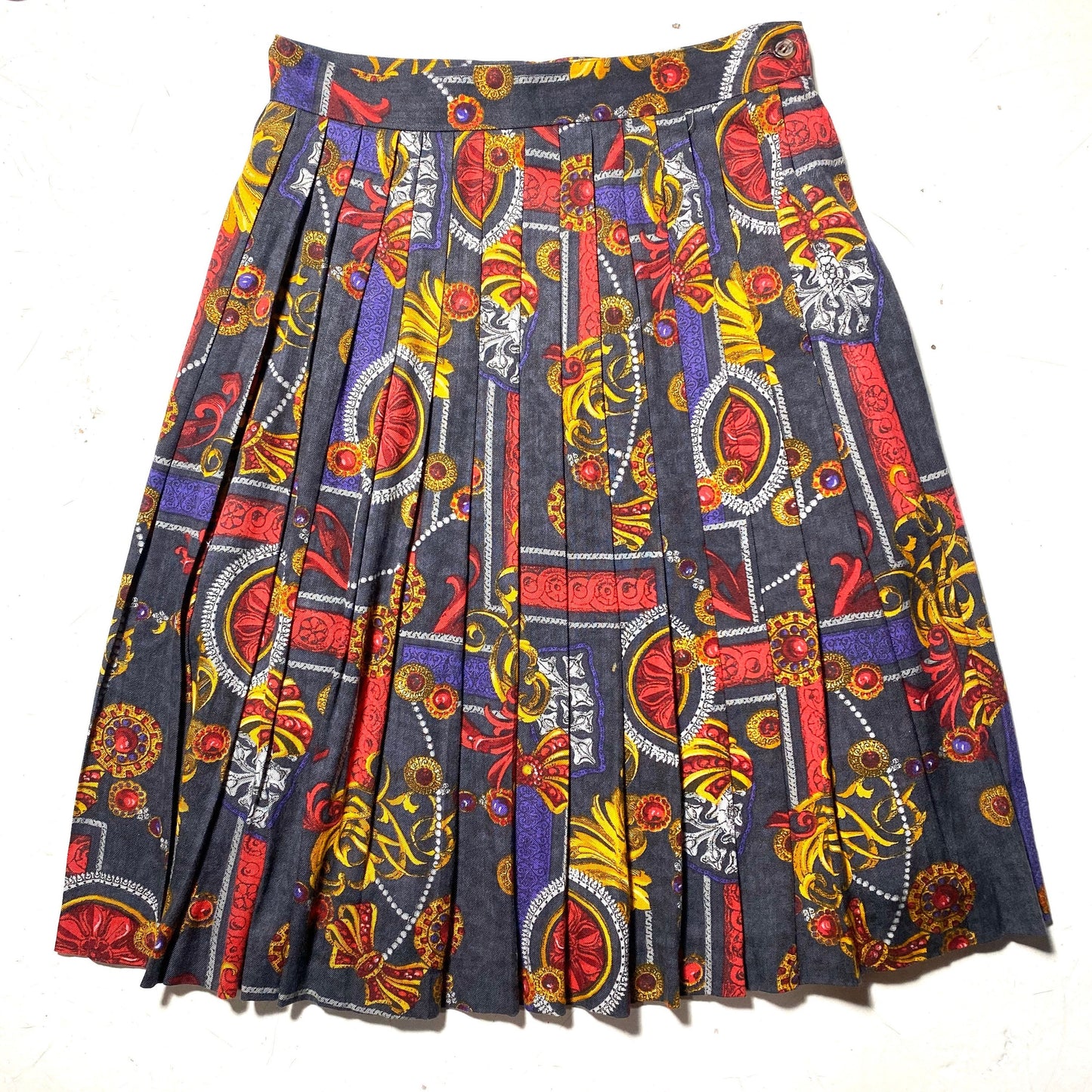 Armorica baroque pleated skirt made in 100% natural viscose fibre, Italy 90s sz 40