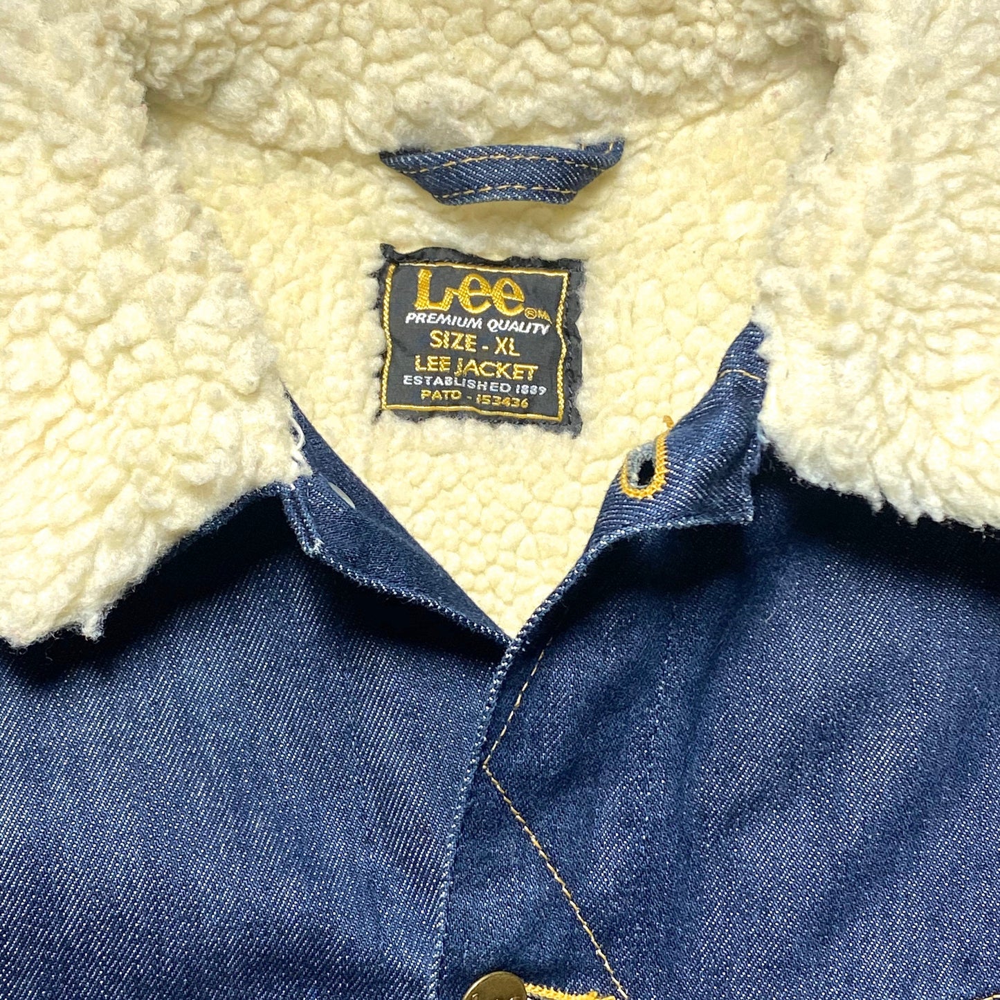 Lee Jeans denim Sherpa winter trucker jacket for ladies sz XL, mint condition
