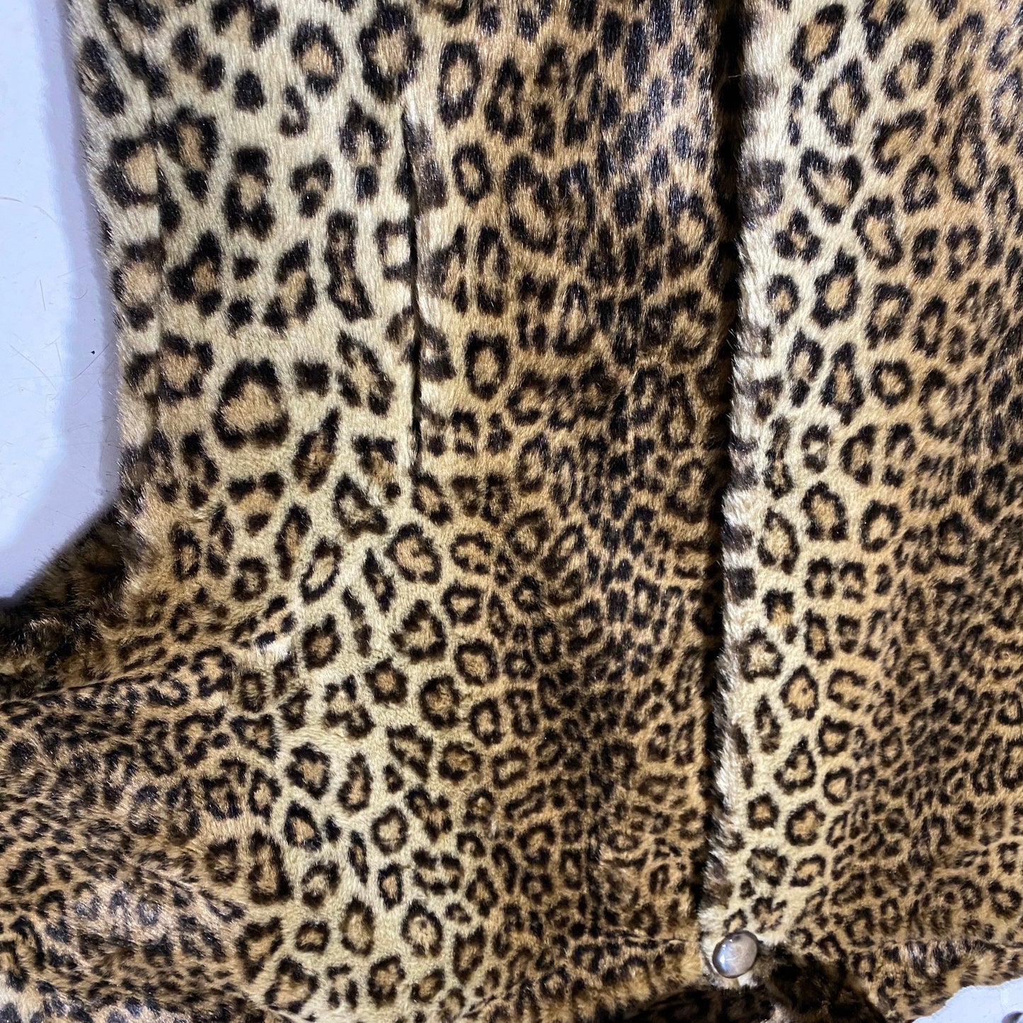 Rocking cut cheetah animalier faux fur made in France in the 80s, bat sleeves, UK10 DE 38, great condition