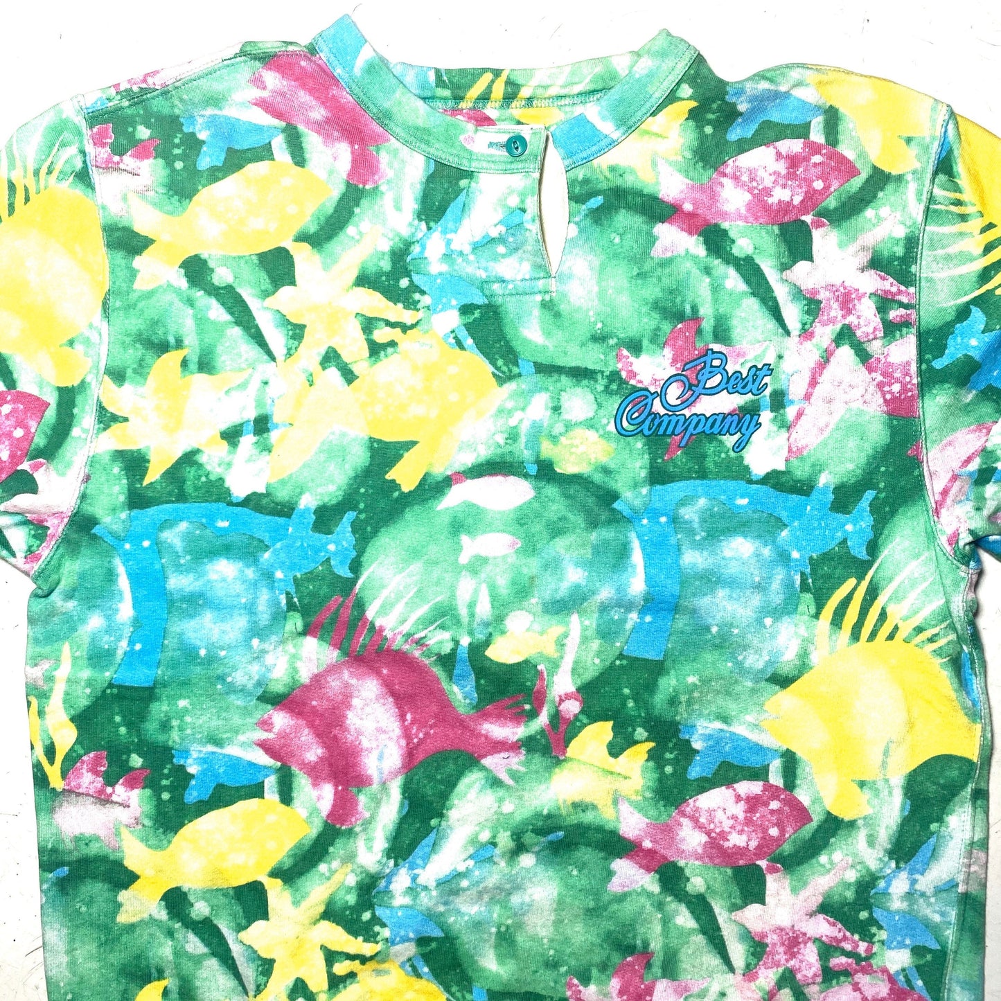 Best Company 80s short sleeve sweatshirt with colorful sea themed allover print, fancy tie dye style, mint condition