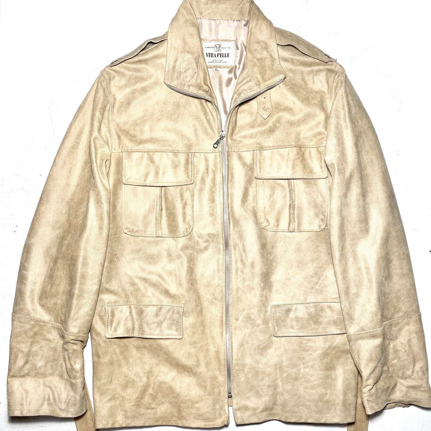 Artisanal beige leather jacket made in Italy in the 90s, almost unused, perfect condition.