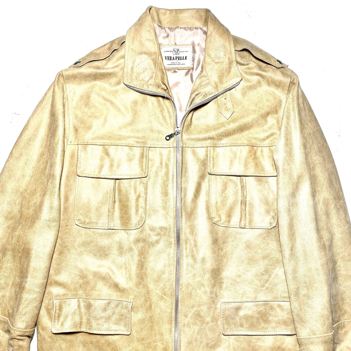 Artisanal beige leather jacket made in Italy in the 90s, almost unused, perfect condition.