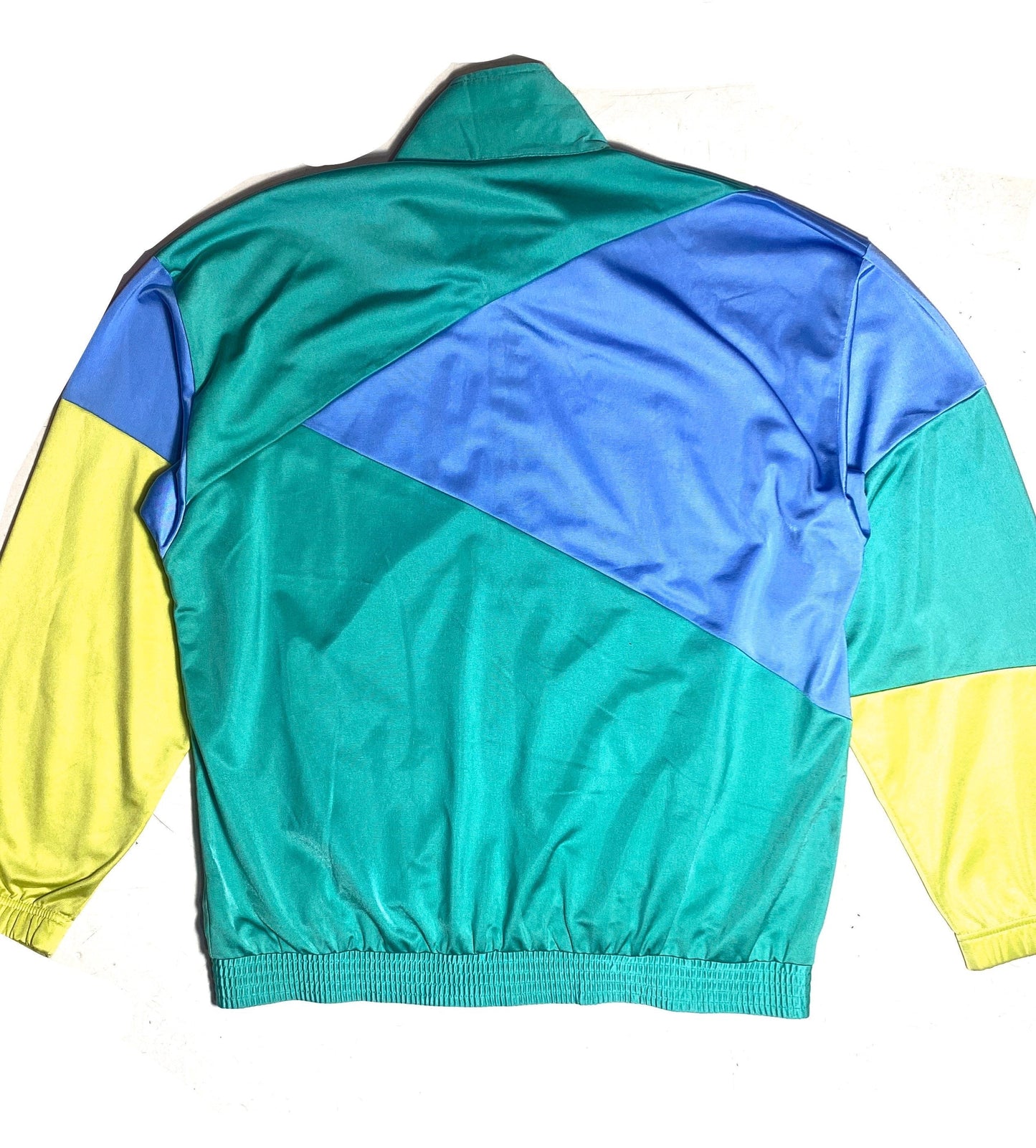 Sergio Tacchini 90s colorful patchwork tracktop jacket with embroidered details, Mint condition.