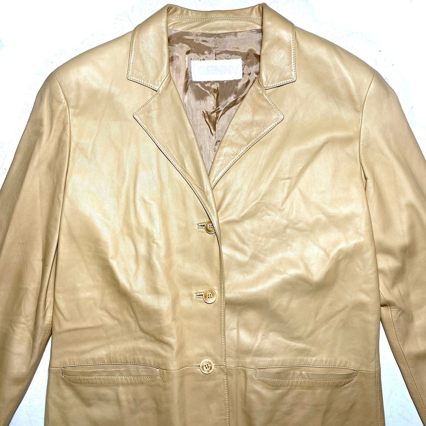 Genny 90s lambskin softest beige leather blazer, in great condition sz 42 / M