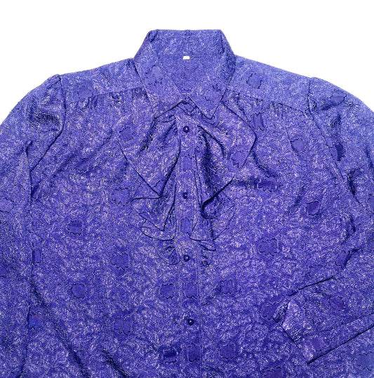 Purple baroque floral laces allover jabot blouse made in Italy in the 70s, perfect condition