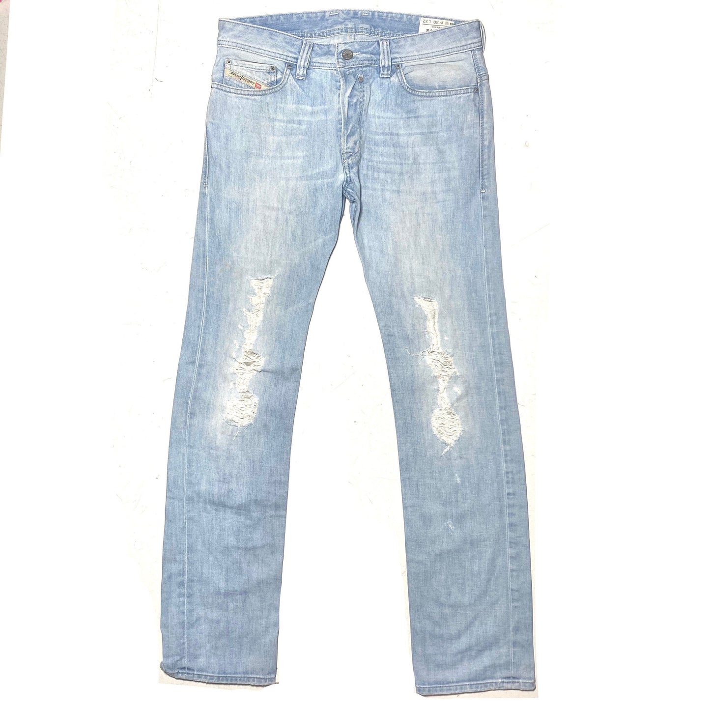 Diesel 90s distressed light blue jeans with back patches, finest quality made in Italy NOS