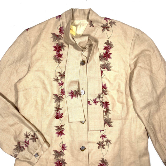 1960s beige light wool blouse with silk lining, floral motif and bow/tie collar, sz M mint