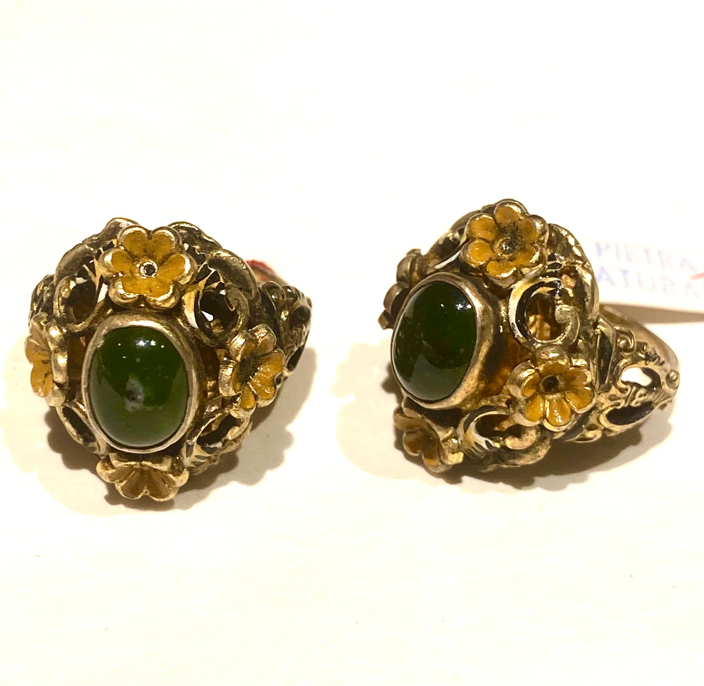 Baroque Italian style green agate Gold plated silver ring, hand enameled