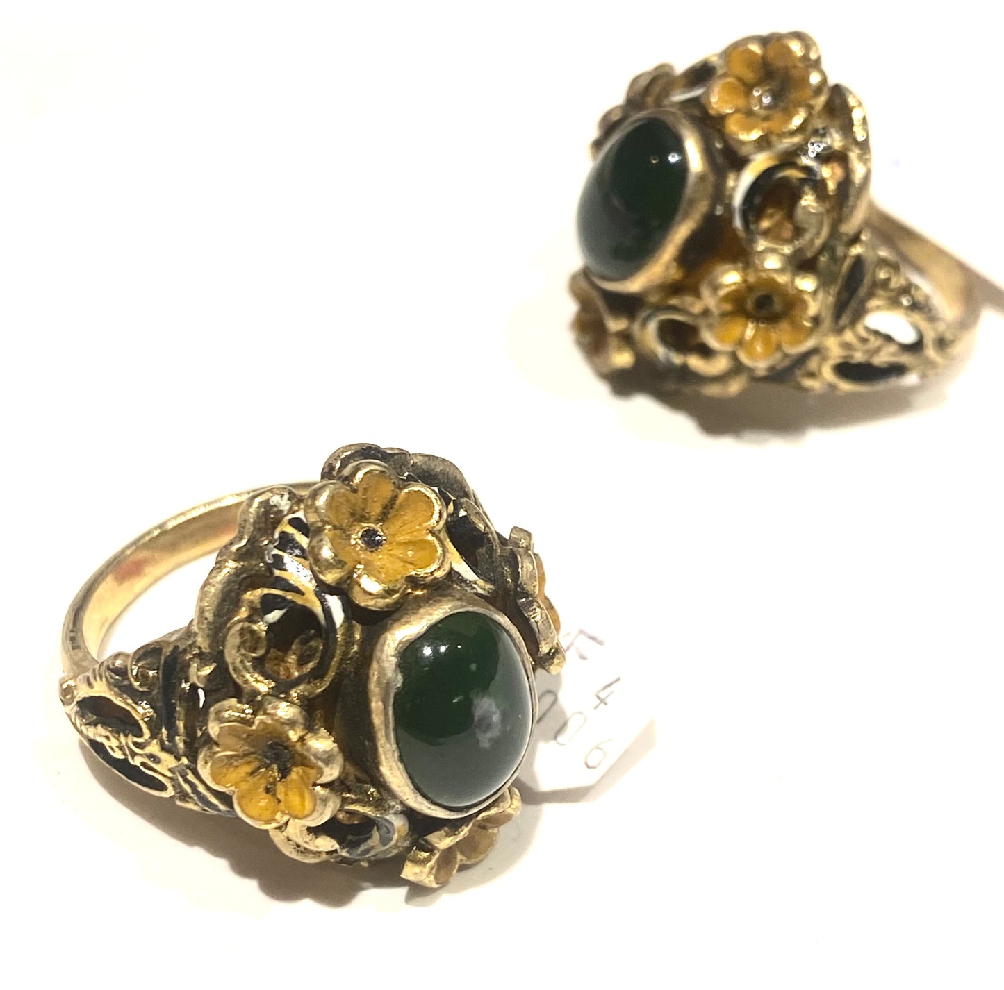 Baroque Italian style green agate Gold plated silver ring, hand enameled