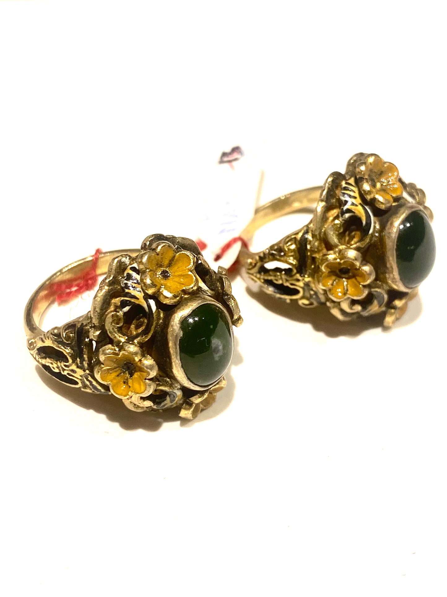 Baroque Italian style green agate Gold plated silver ring, hand enameled