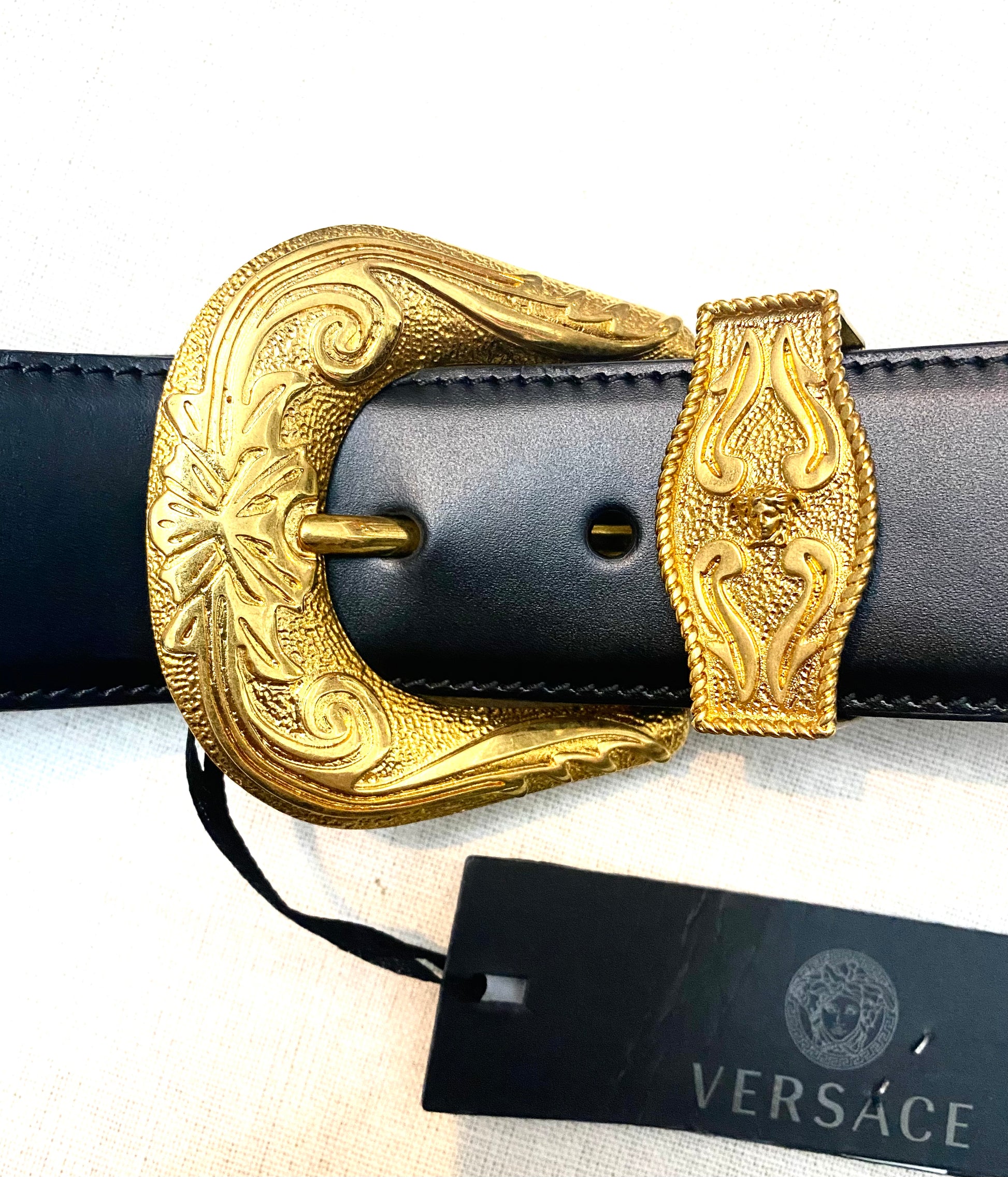 Medusa Heritage Studded Leather Belt in Black - Versace